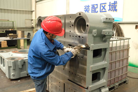 280 Ton High Speed And High Pressure Injection  Plastic Molding Machine For Plastic Food Container